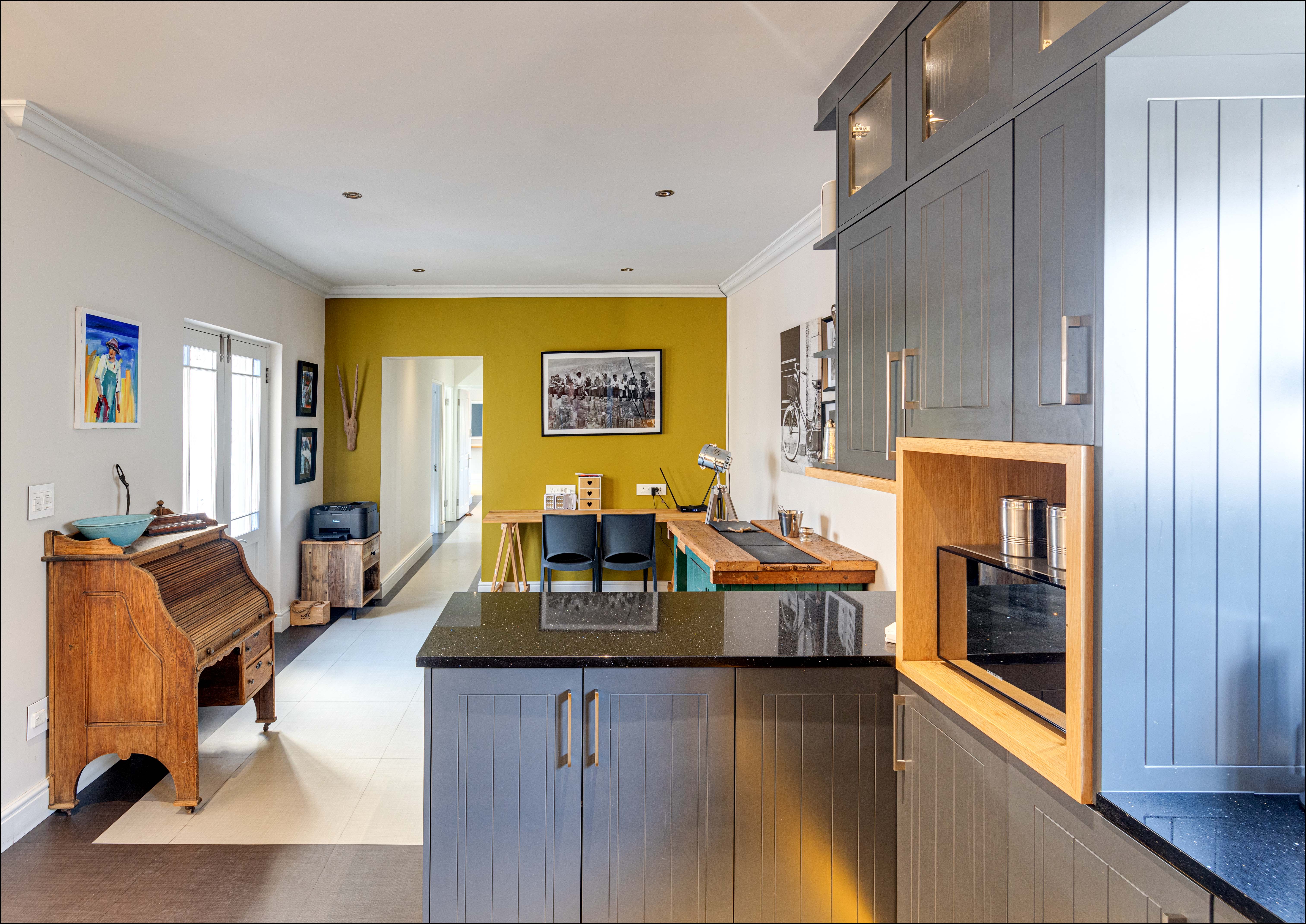 Pelican's Nest thumbnail 8